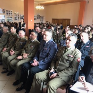 Szefowie Służb Mundurowych z wizytą w Michalickim Zespole Szkół