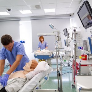 Wycieczka do Centrum Symulacji Medycznej (CSM) w Zabrzu