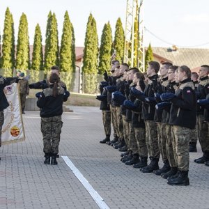 Minister Obrony Narodowej odebrał ślubowanie w Miejscu Piastowym