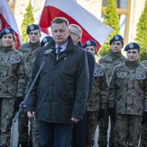 Minister Obrony Narodowej odebrał ślubowanie w Miejscu Piastowym