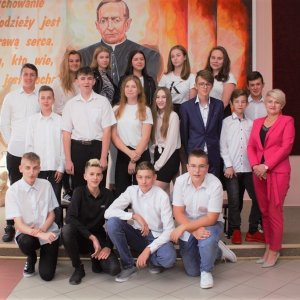 ORLEN Z KLASĄ – ROZPOCZĘCIE ROKU SZKOLNEGO W TECHNIKUM PETROCHEMICZNYM