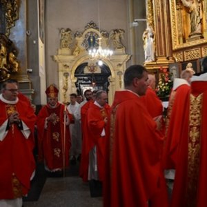 UCZNIOWE MZSP Z MIEJSCA PIASTOWEGO PIELGRZYMOWALI Z PRUCHNIKA