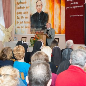 „To nie jest tylko numer w twoim dzienniku…” – co jeszcze wybrzmiało na tegorocznym sympozjum. RELACJA.