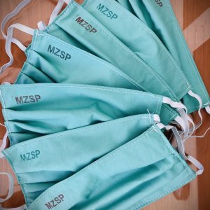 Dla Szpitala w Krośnie, Urzędu Gminy, Poczty Polskiej, sklepów i mieszkańców w Miejscu Piastowym -  maseczki z MZSP