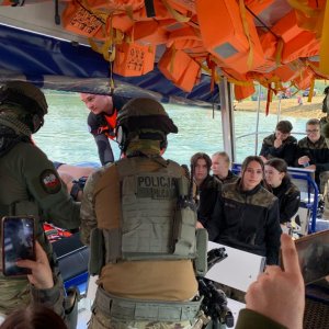 Nasze klasy mundurowe z antyterrorystami i komandosami na ćwiczeniach „Solina 2022”.