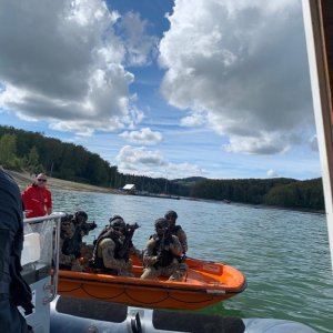 Nasze klasy mundurowe z antyterrorystami i komandosami na ćwiczeniach „Solina 2022”.