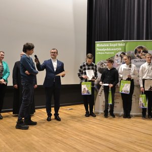 Złota godzina naszej szkoły - ponad 1000 uczniów w MZSP…