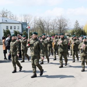 Ślubowanie klas mundurowych w MZSP – uroczyście
