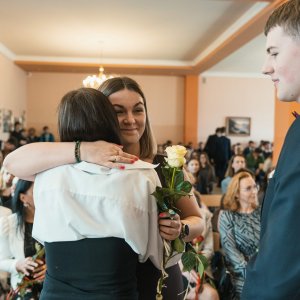 Maturzyści pożegnali szkołę. Uroczystość pełna emocji i wspomnień