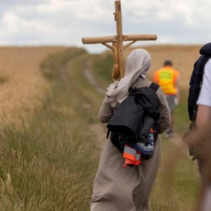 Ciekawy czas wakacji uczniów MZSP – podróże, służba i pamięć
